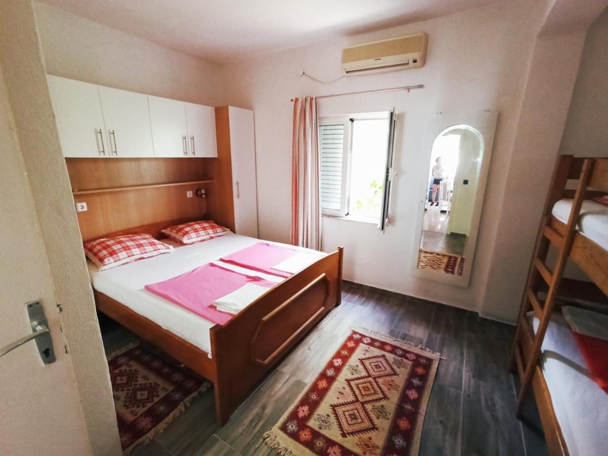 Apartment Lucija *