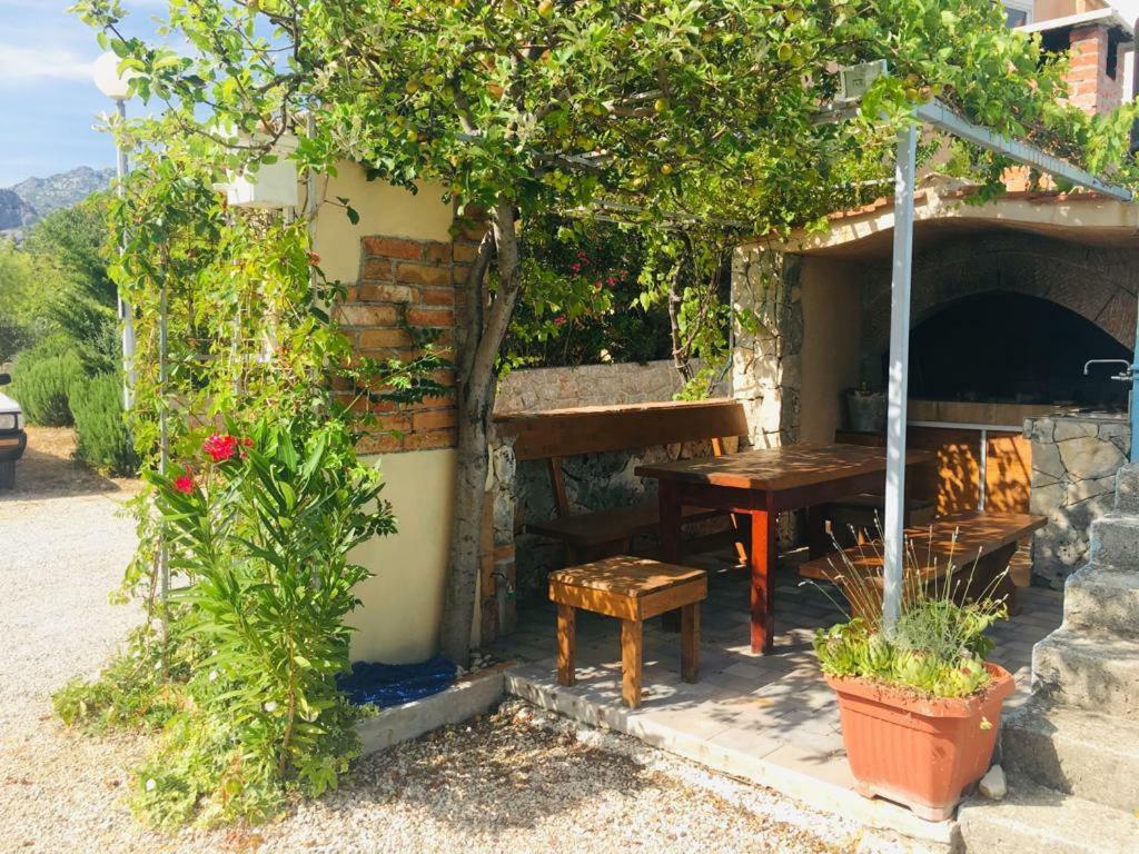 Apartment Lucija Seline