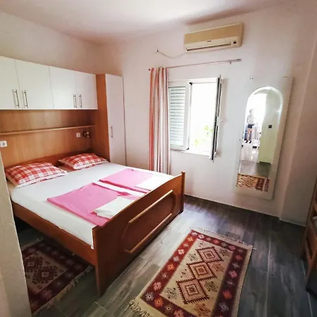 Apartman Lucija Seline Exterior photo